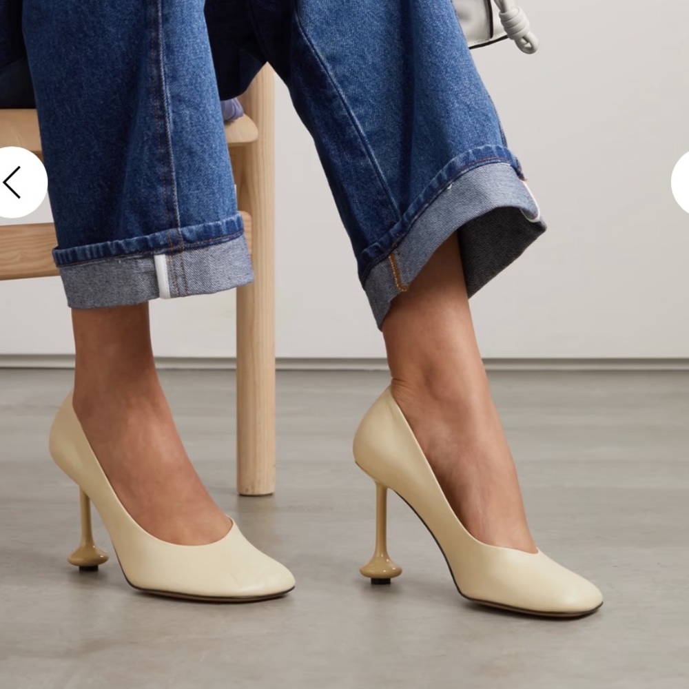 LOEWE
Toy leather pumps 40 NWT - Picture 3 of 10